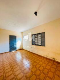 12 - Dormitorio