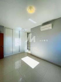 12 - Suite