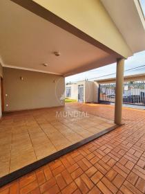 36 - Garagem/estacionamento