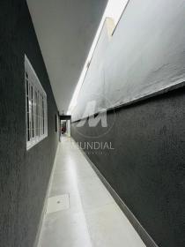 18 - Quintal/corredores