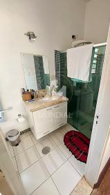11 - Suite