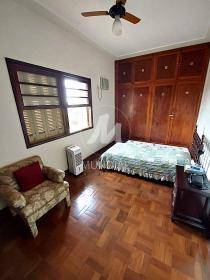 12 - Suite