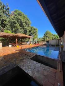 14 - Piscina