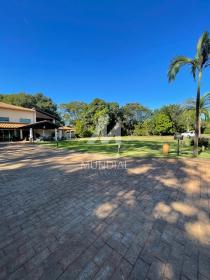 36 - Quintal/corredores