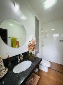 37 - Banheiro/lavabo