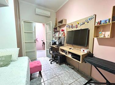 4 - Dormitorio