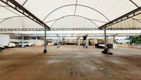 5 - Garagem/estacionamento