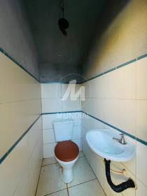22 - Banheiro/lavabo
