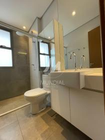 25 - Suite