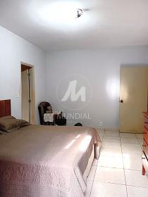 25 - Suite