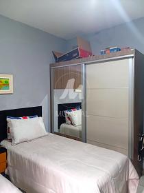 30 - Dormitorio