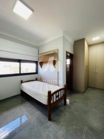 31 - Suite
