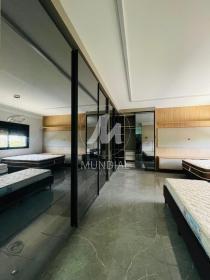 35 - Suite
