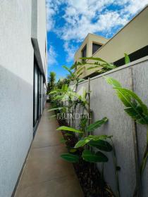 42 - Quintal/corredores