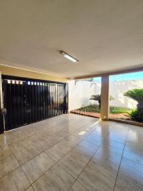 3 - Garagem/estacionamento