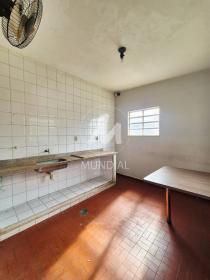 20 - Edicula