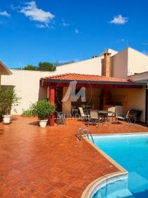 25 - Quintal/corredores
