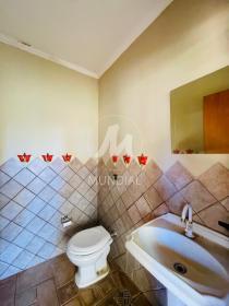 36 - Banheiro/lavabo