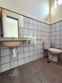 4 - Banheiro/lavabo