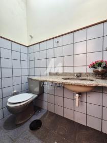 9 - Banheiro/lavabo