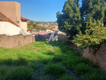 1 - Terreno/Lote