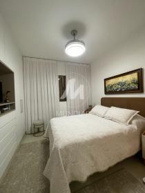 12 - Suite