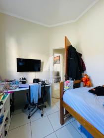 11 - Dormitorio