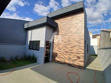 2 - Garagem/estacionamento