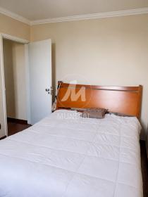 13 - Dormitorio