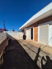 22 - Quintal/corredores