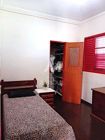 15 - Dormitorio