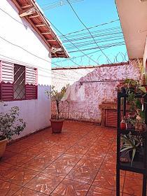 27 - Quintal/corredores