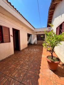 17 - Quintal/corredores
