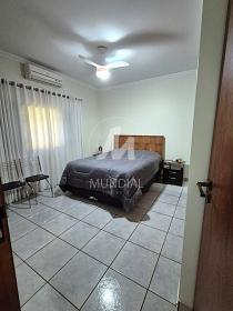 14 - Suite
