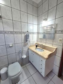 19 - Suite