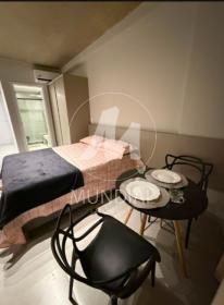 6 - Dormitorio