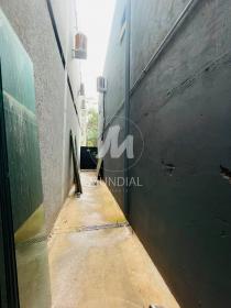 11 - Quintal/corredores