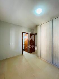 12 - Suite