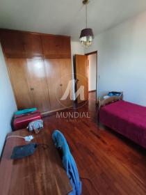 12 - Dormitorio