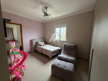 8 - Suite