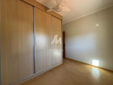 23 - Dormitorio