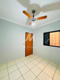 14 - Dormitorio