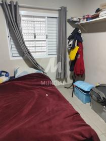 13 - Dormitorio