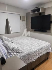 13 - Suite