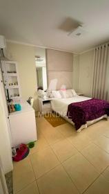 11 - Dormitorio