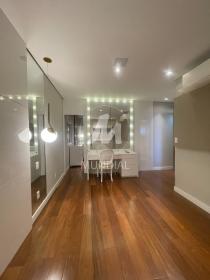 20 - Suite