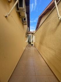 27 - Quintal/corredores