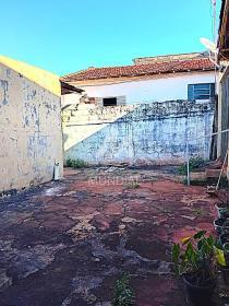 14 - Quintal/corredores