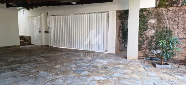 26 - Garagem/estacionamento