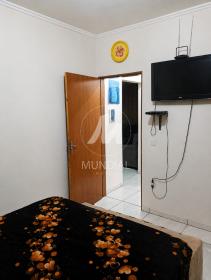 6 - Dormitorio